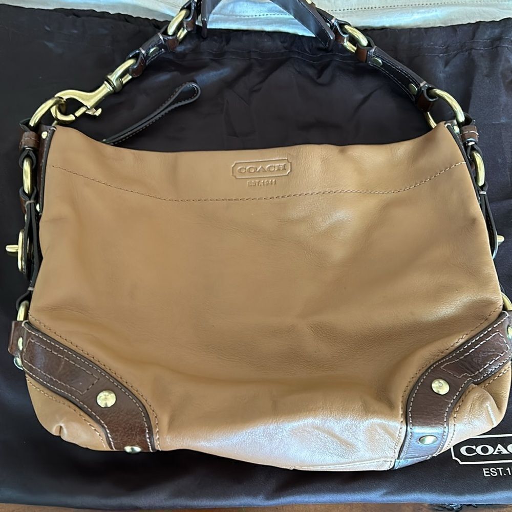 Coach Shoulder bag Impeccable Tan and brow gold hardware dust bag original - Picture 11 of 13